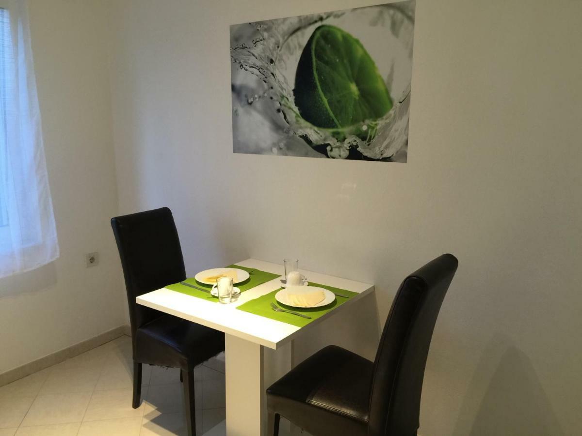 Apartmani Irena Jezevac Krk Town Exterior foto