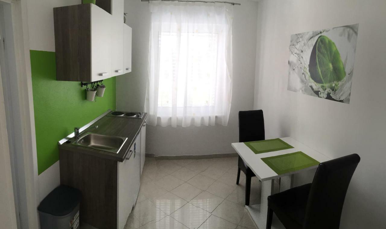 Apartmani Irena Jezevac Krk Town Exterior foto